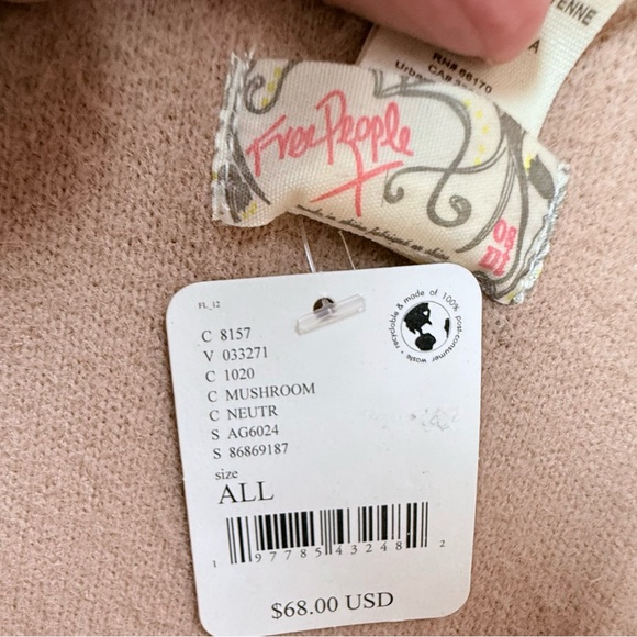 NWT FREE PEOPLE All For You Hooded Scarf In tan/beige/mushroom•extra long &wide - Picture 6 of 16